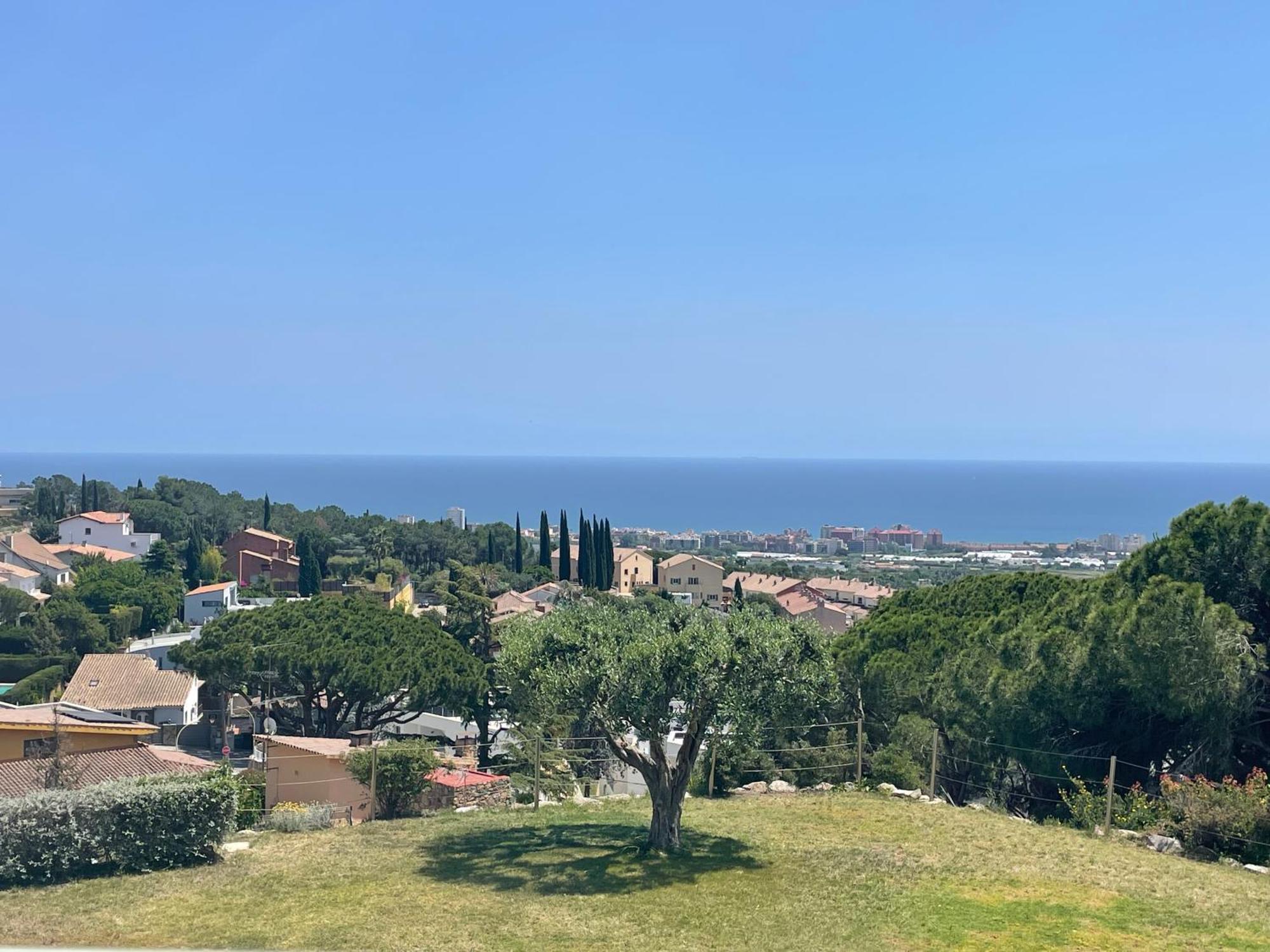 Palm Maresme - Suite With Bathroom And Terrasse With Ocean Views In A Private Villa Vilassar De Dalt Ngoại thất bức ảnh